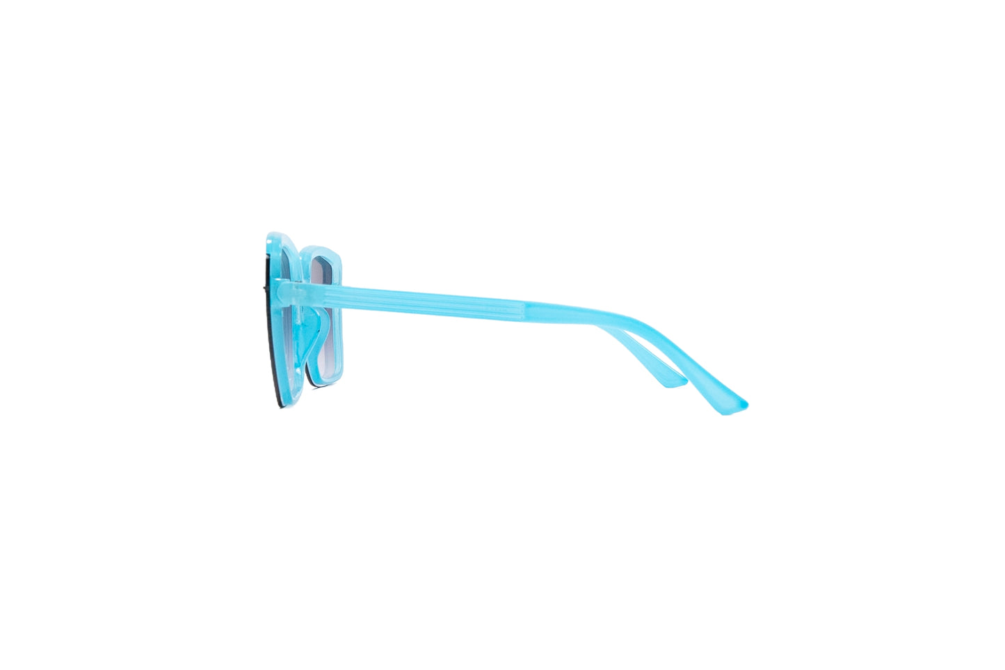 Q231C. Celebrity stylish sunglasses UV400 Retina protected cooling glass